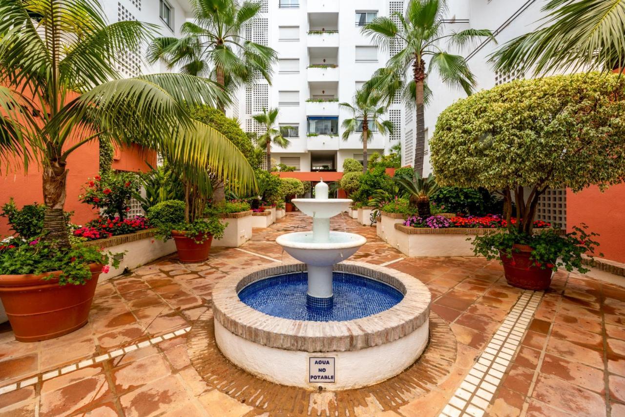 Livescape Medina Garden Марбелья Екстер'єр фото